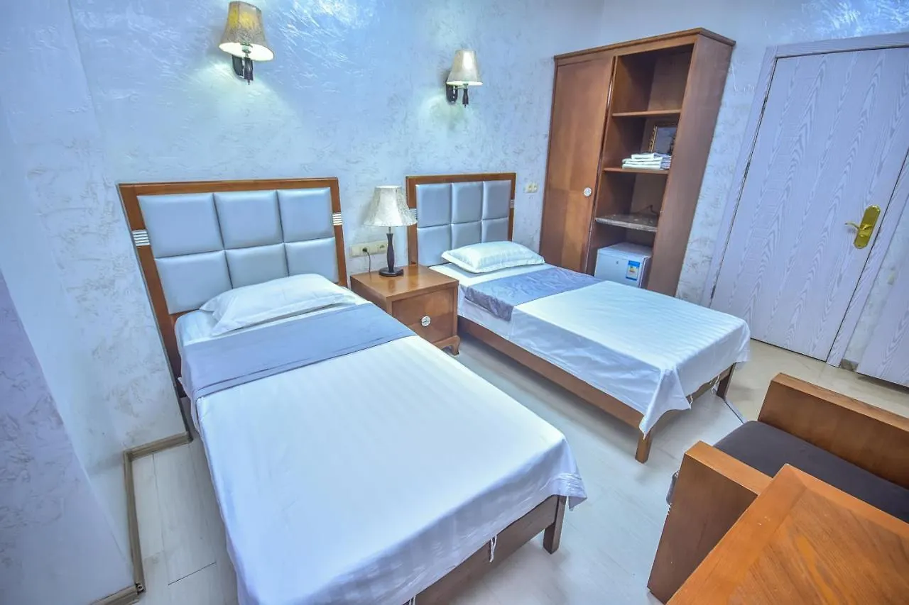 Hotel Chveni Sakhli Batumi 3*,  Gruzie